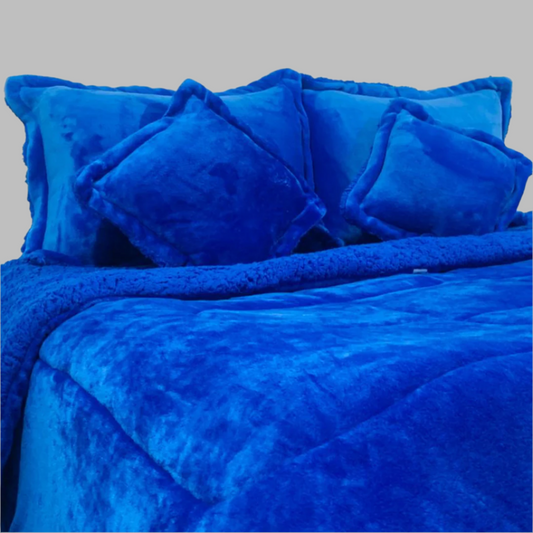 Cubrelecho Piel Durazno Ovejero - Azul Royal
