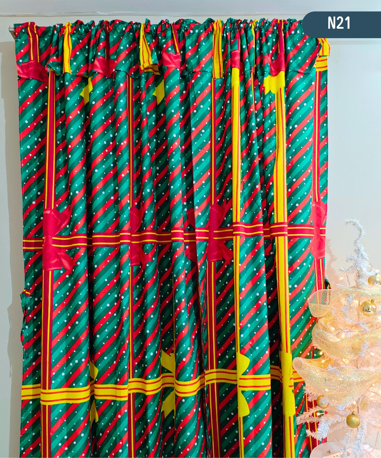 Cortina Yacard Navideña